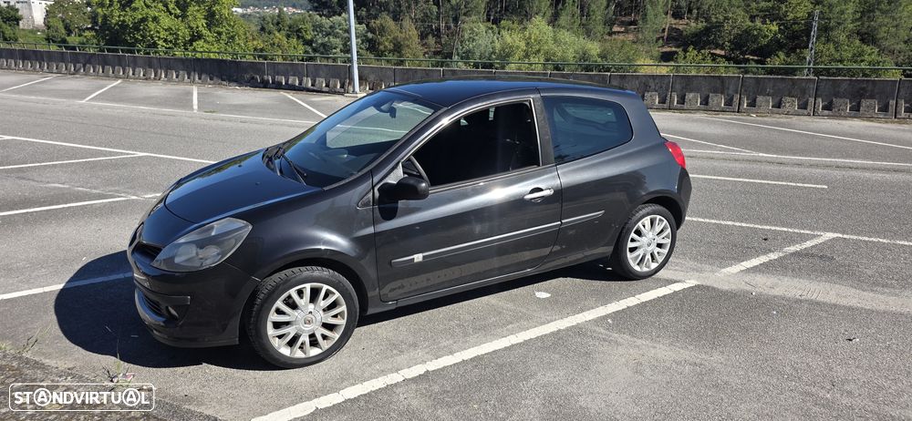 Renault Clio 1.5 dCi Dynamique S - 4