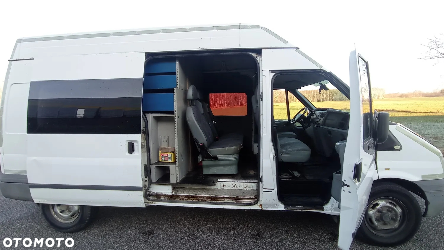 Ford Transit - 23