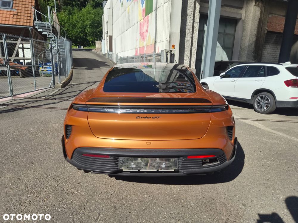 Porsche Taycan Turbo GT - 3