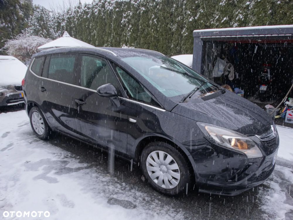 Opel Zafira - 2