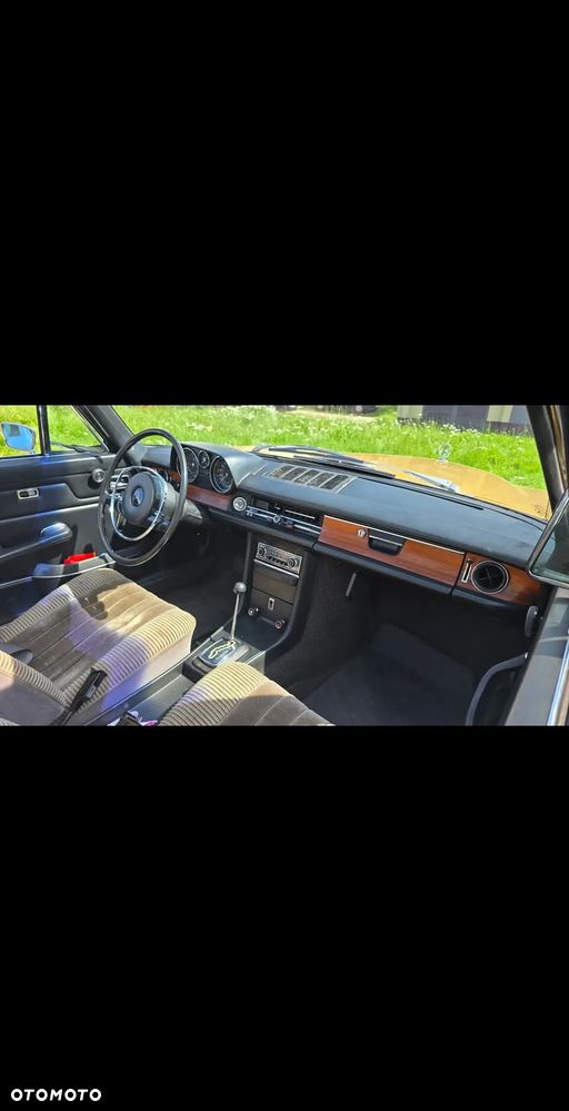 Mercedes-Benz 280 - 15