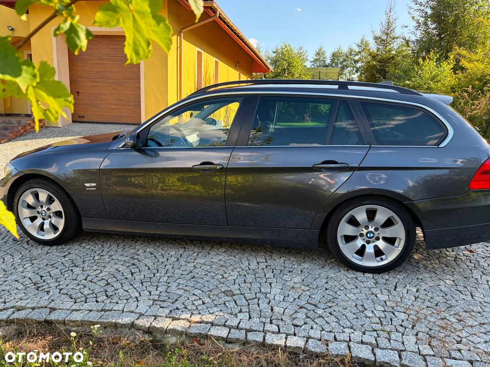 BMW Seria 3 330xd - 12