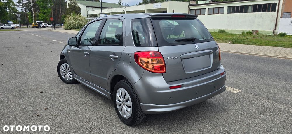 Suzuki SX4 1.6 Comfort - 5