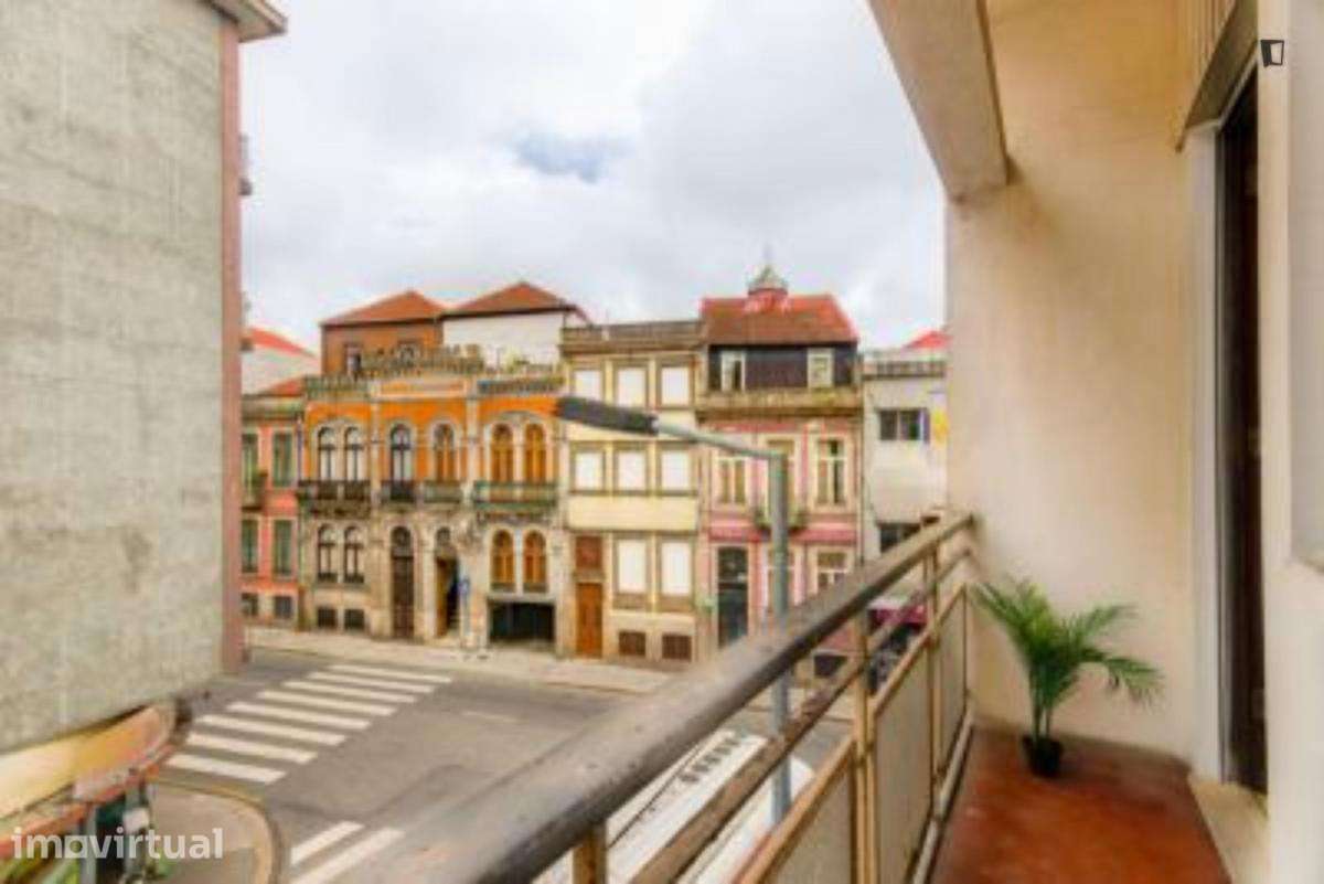 Quarto - localizado em Santo Ildefonso Porto - Grande imagem: 5/11