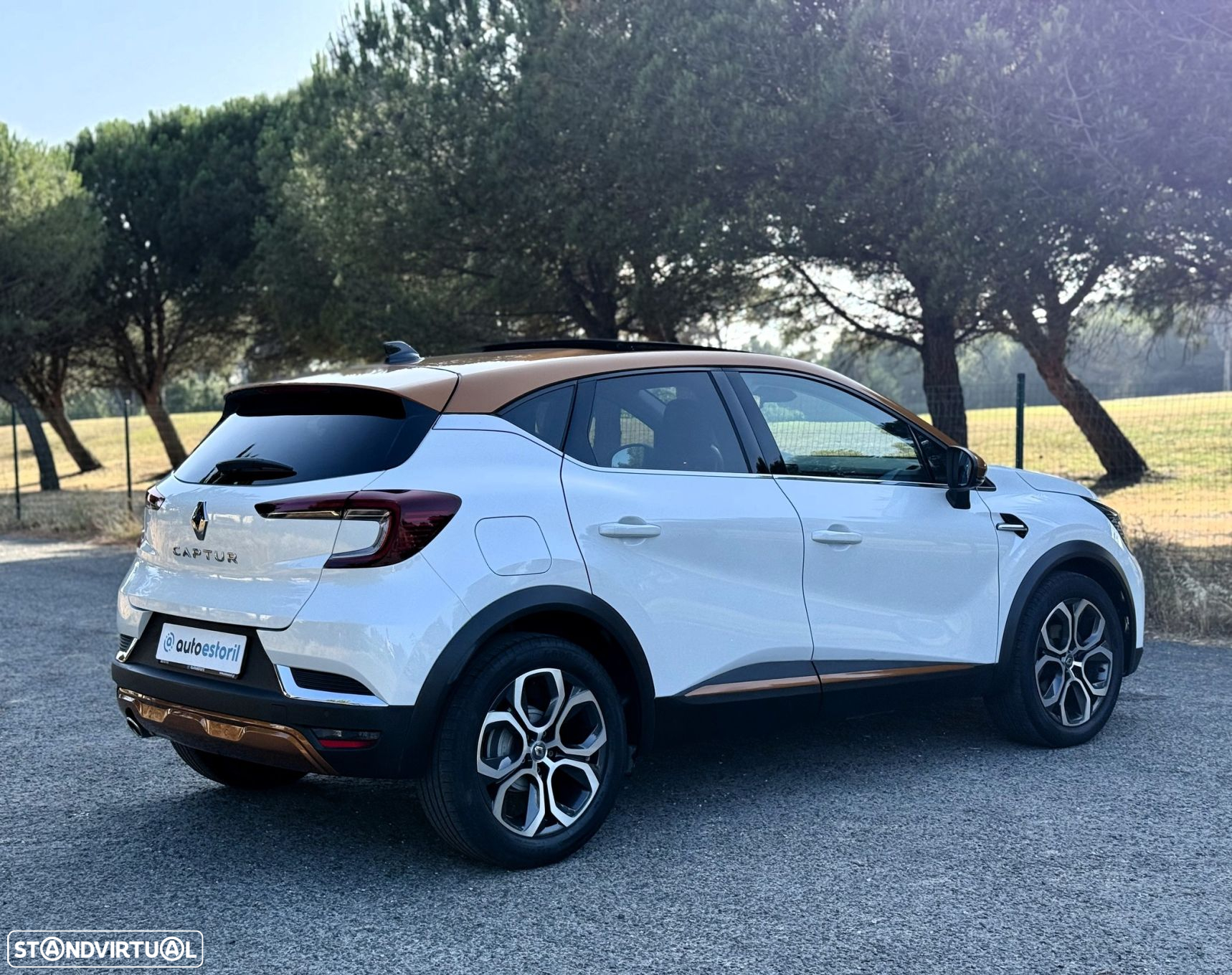 Renault Captur 1.3 TCe Exclusive EDC - 6