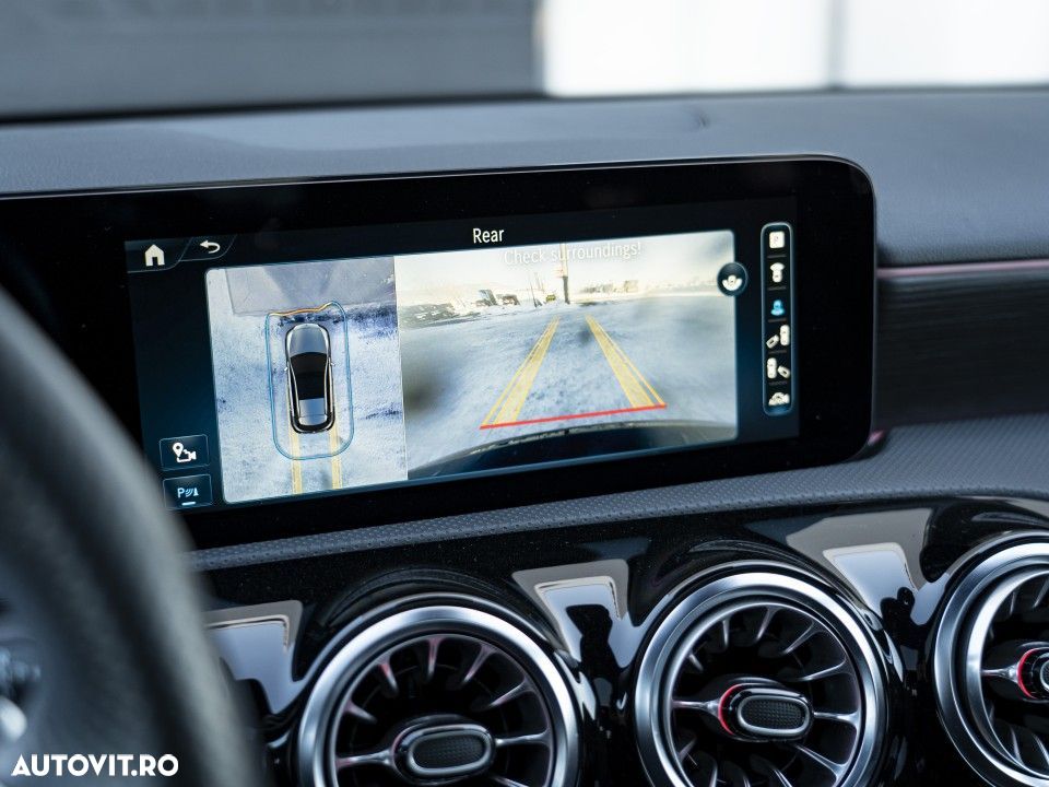 Mercedes-Benz A 250 - 26