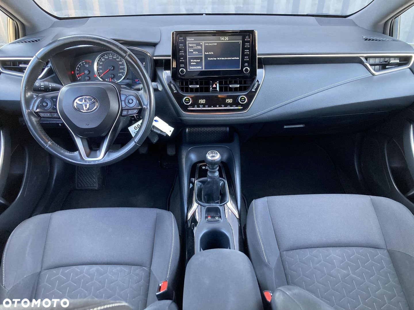 Toyota Corolla 1.2 T Comfort - 24