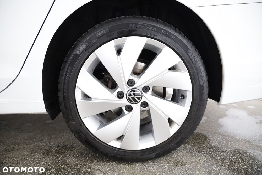 Volkswagen Golf 2.0 TDI Style DSG - 30