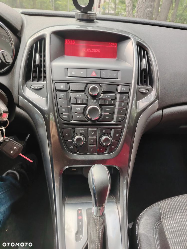 Opel Astra 1.6 Cosmo - 29
