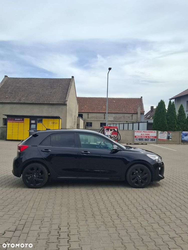 Kia Rio 1.4 crdi XL - 3