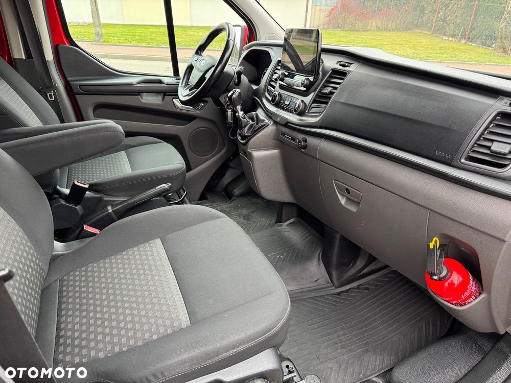 Ford Transit Custom 310 L1H1 Limited - 14