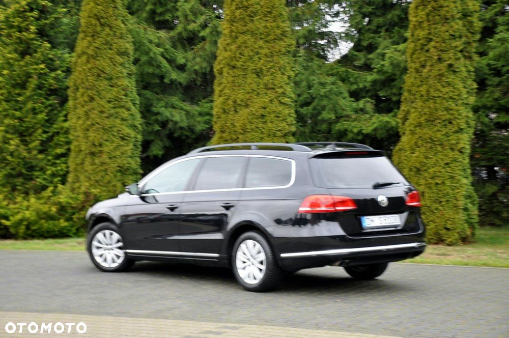 Volkswagen Passat - 13