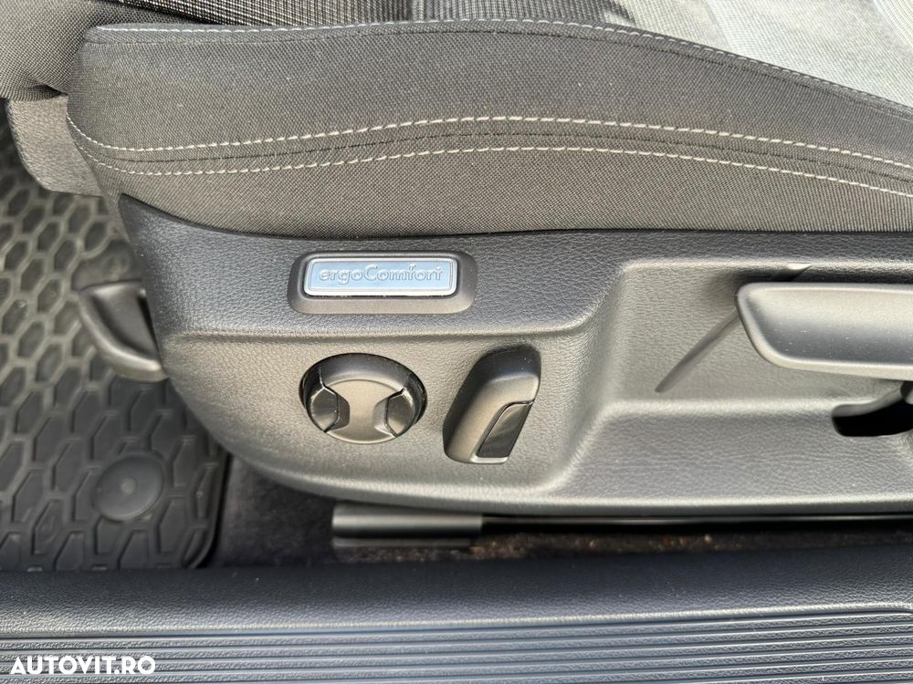 Volkswagen Passat 1.4 TSI ACT DSG R Executive - 14