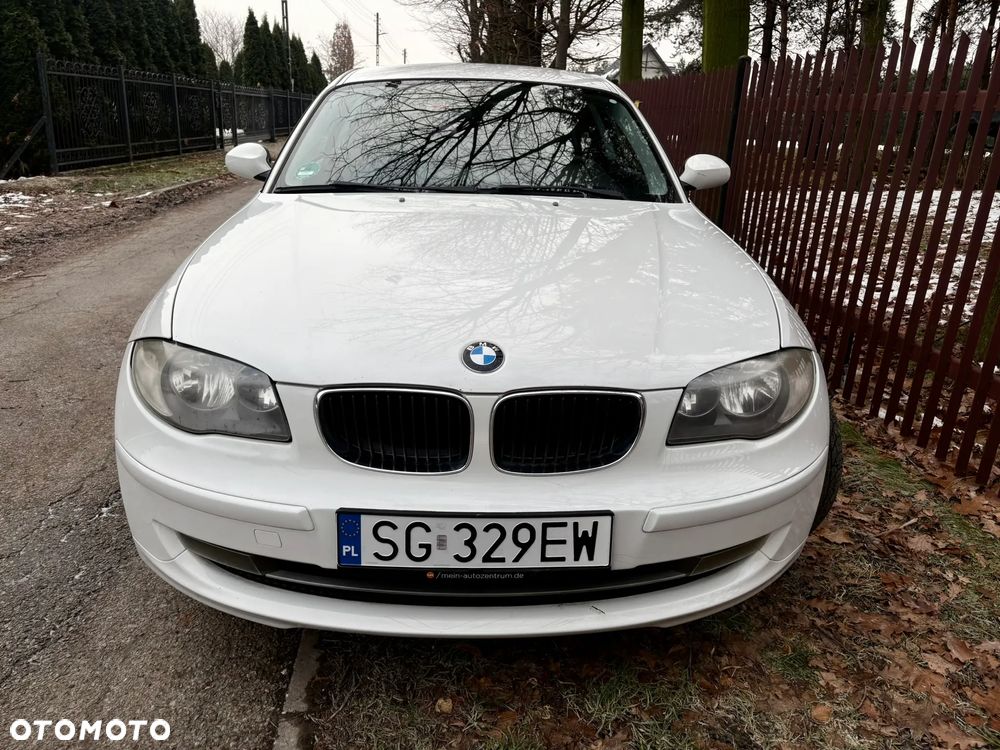 BMW Seria 1 120d DPF Edition Sport - 10