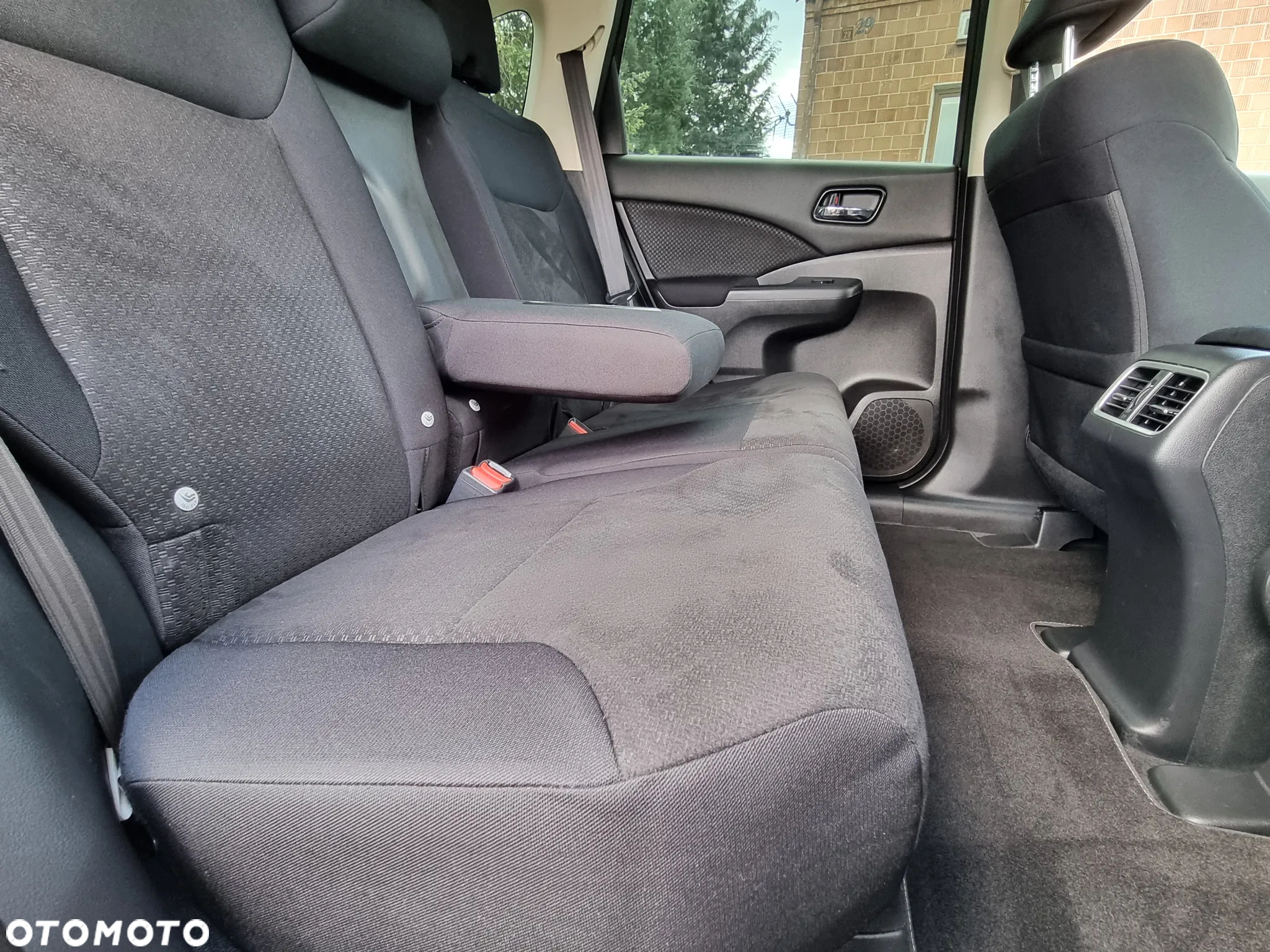 Honda CR-V 2.0 Elegance (Honda Connect+) / (2WD) - 33