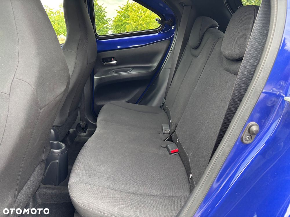 Toyota Aygo X Business Edition - 16