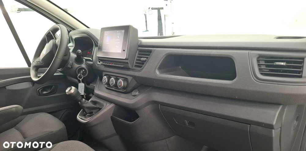 Renault TRAFIC - 4