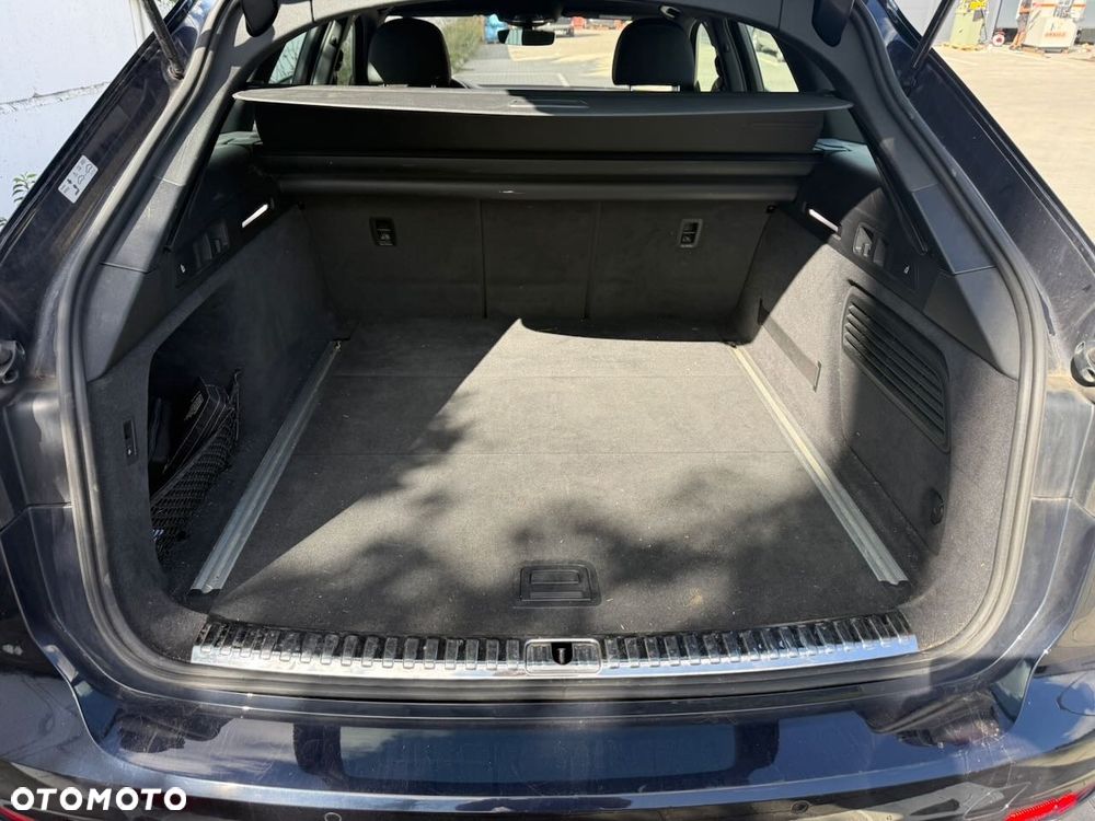 Audi A6 Avant - 32