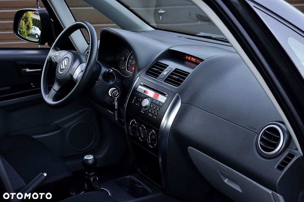 Suzuki SX4 1.6 VVT 4x2 Comfort - 26