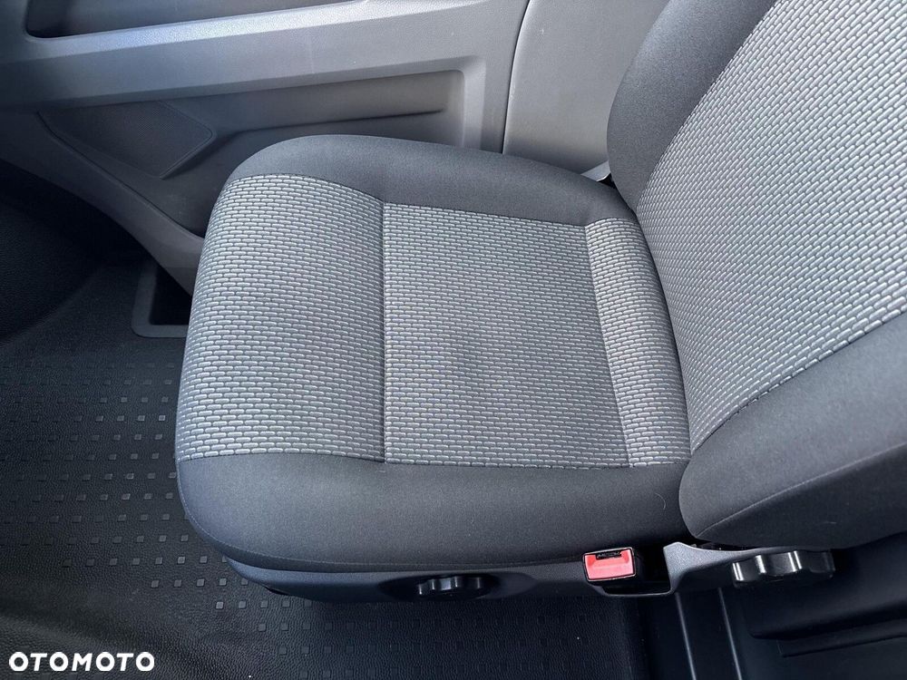 Volkswagen Transporter - 20