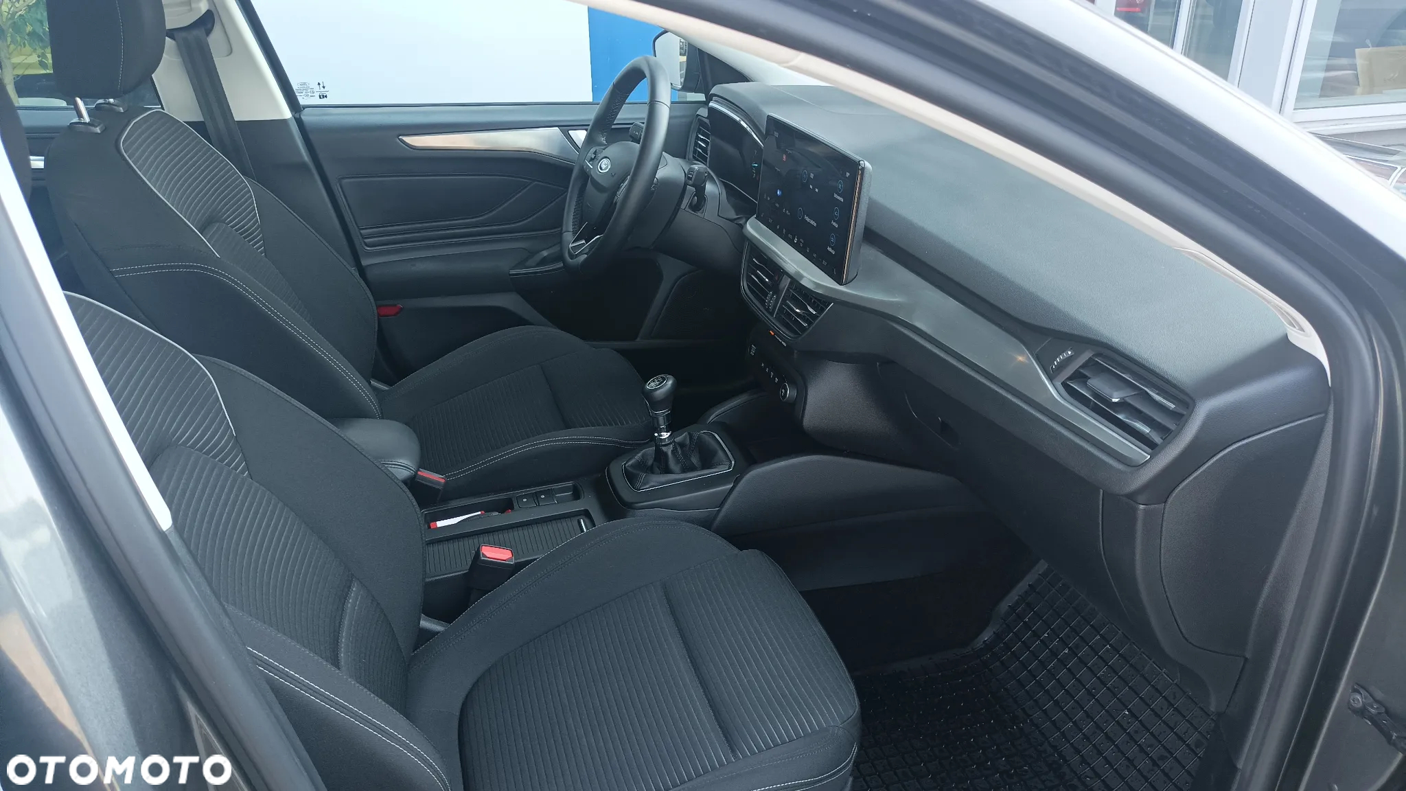 Ford Focus 1.0 EcoBoost Titanium - 14