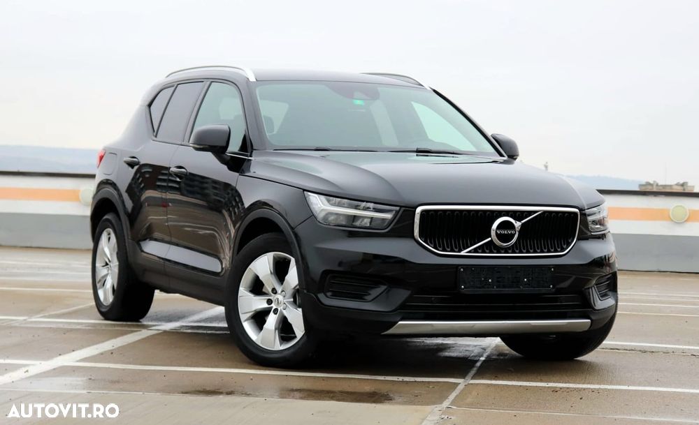 Volvo XC 40 D3 AWD Momentum Pro - 2
