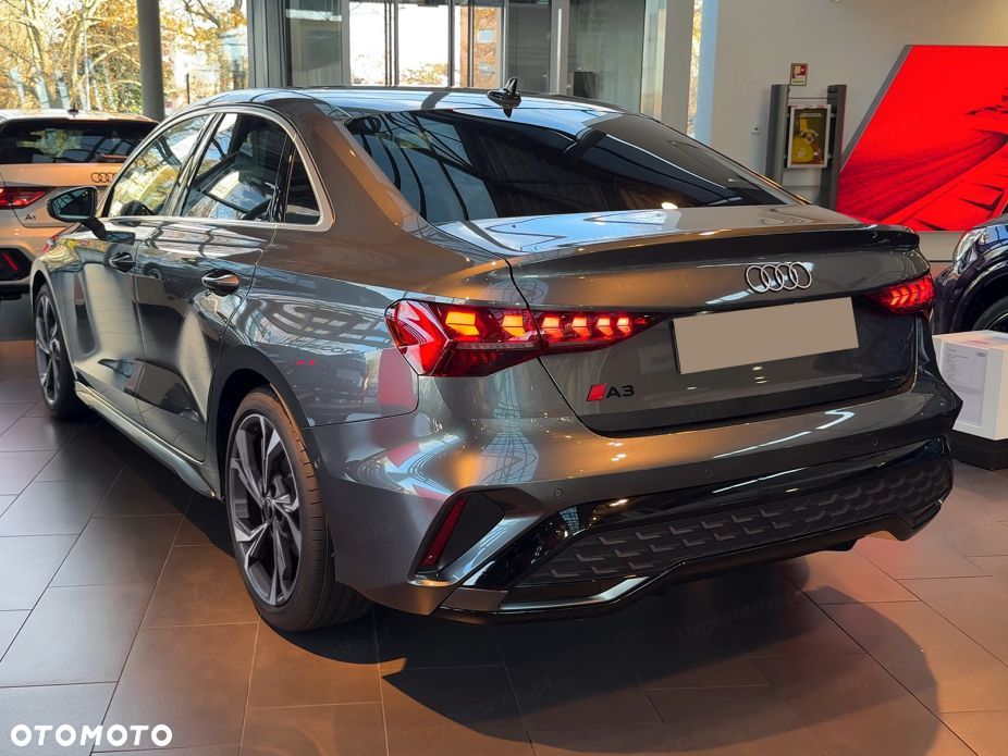 Audi A3 Limousine 35 TFSI mHEV S Line S tronic - 3