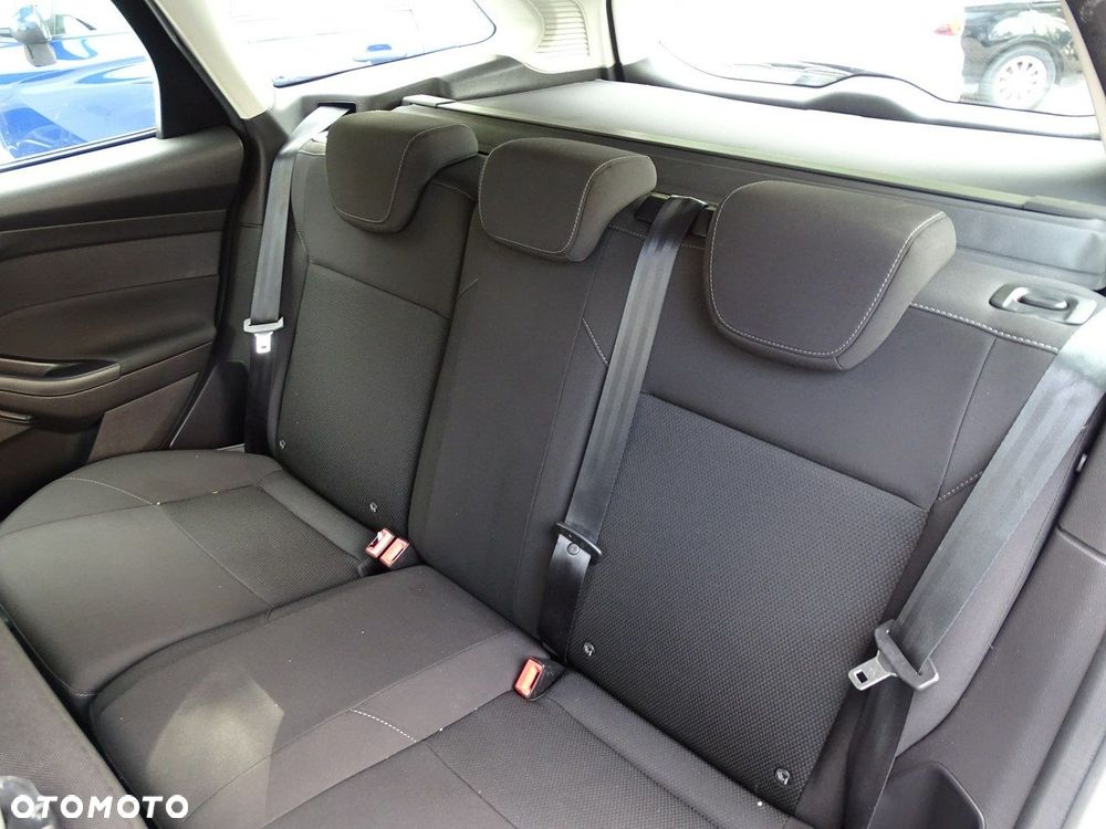Ford Focus - 33