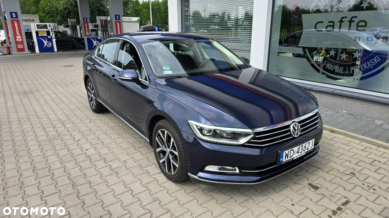 Volkswagen Passat - 8