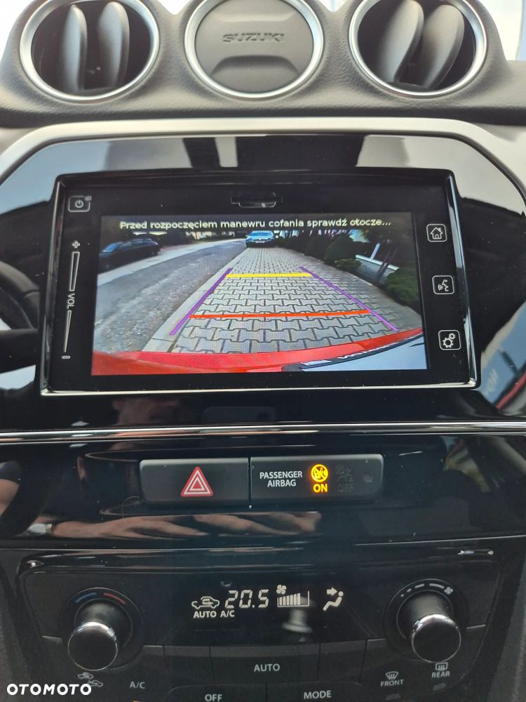 Suzuki Vitara 1.4 Boosterjet SHVS Premium 2WD - 14