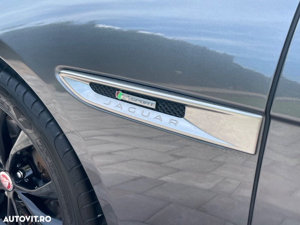 Jaguar XF 20d Aut. R-Sport - 33
