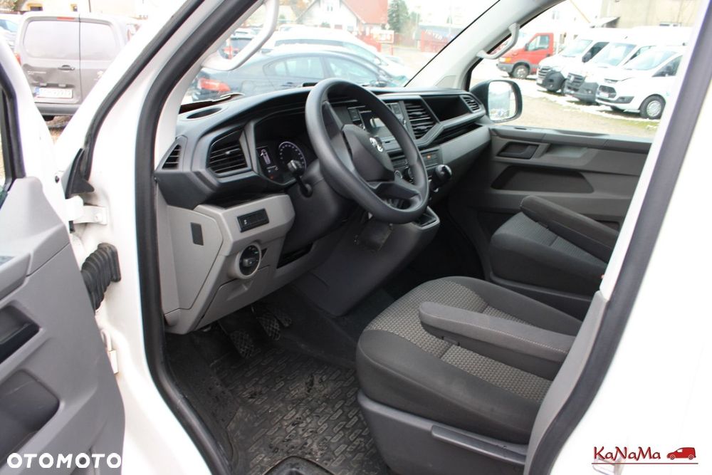 Volkswagen Transporter - 33