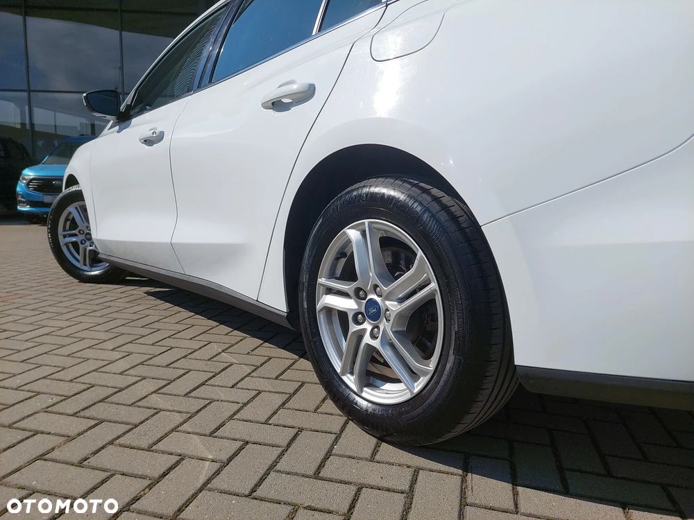 Ford Focus 1.5 EcoBlue Connected - 11