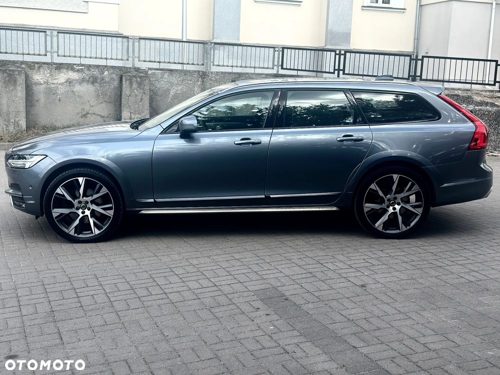 Volvo V90 Cross Country D5 AWD Pro - 11