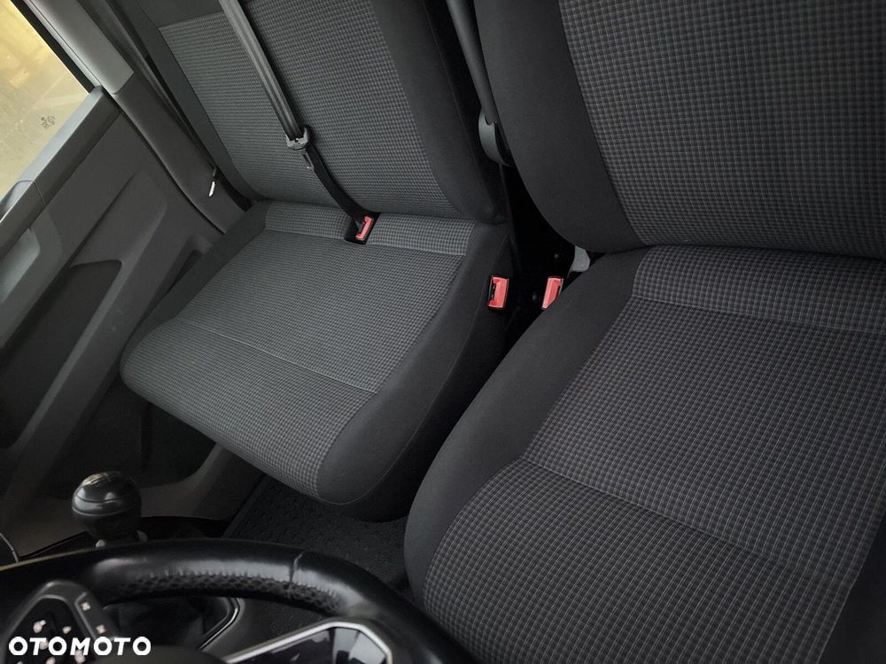 Volkswagen Transporter Furgon - 13