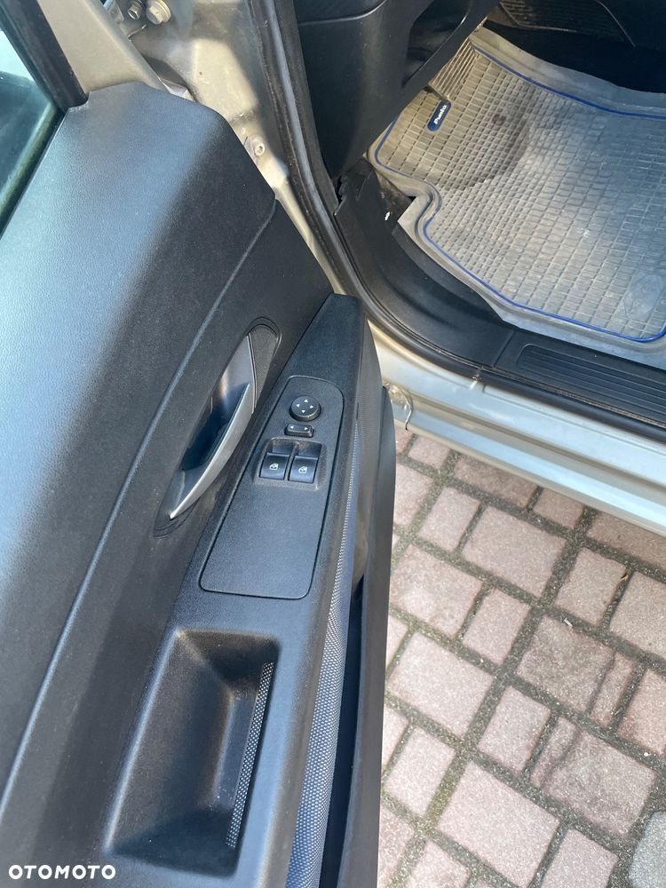 Fiat Grande Punto - 11