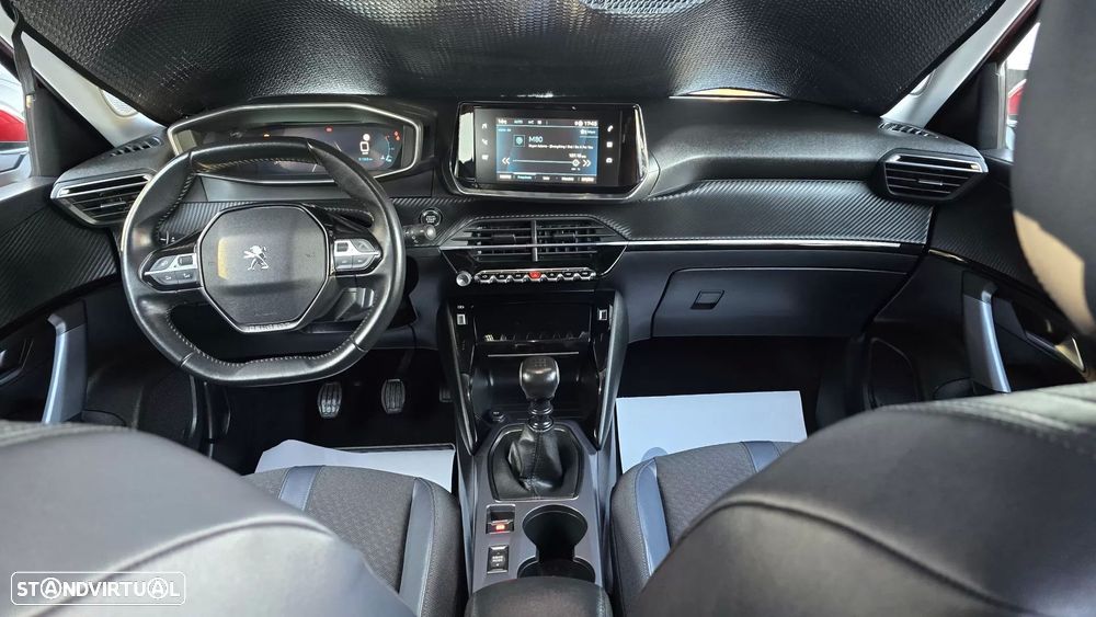 Peugeot 2008 1.2 PureTech Allure Pack - 17