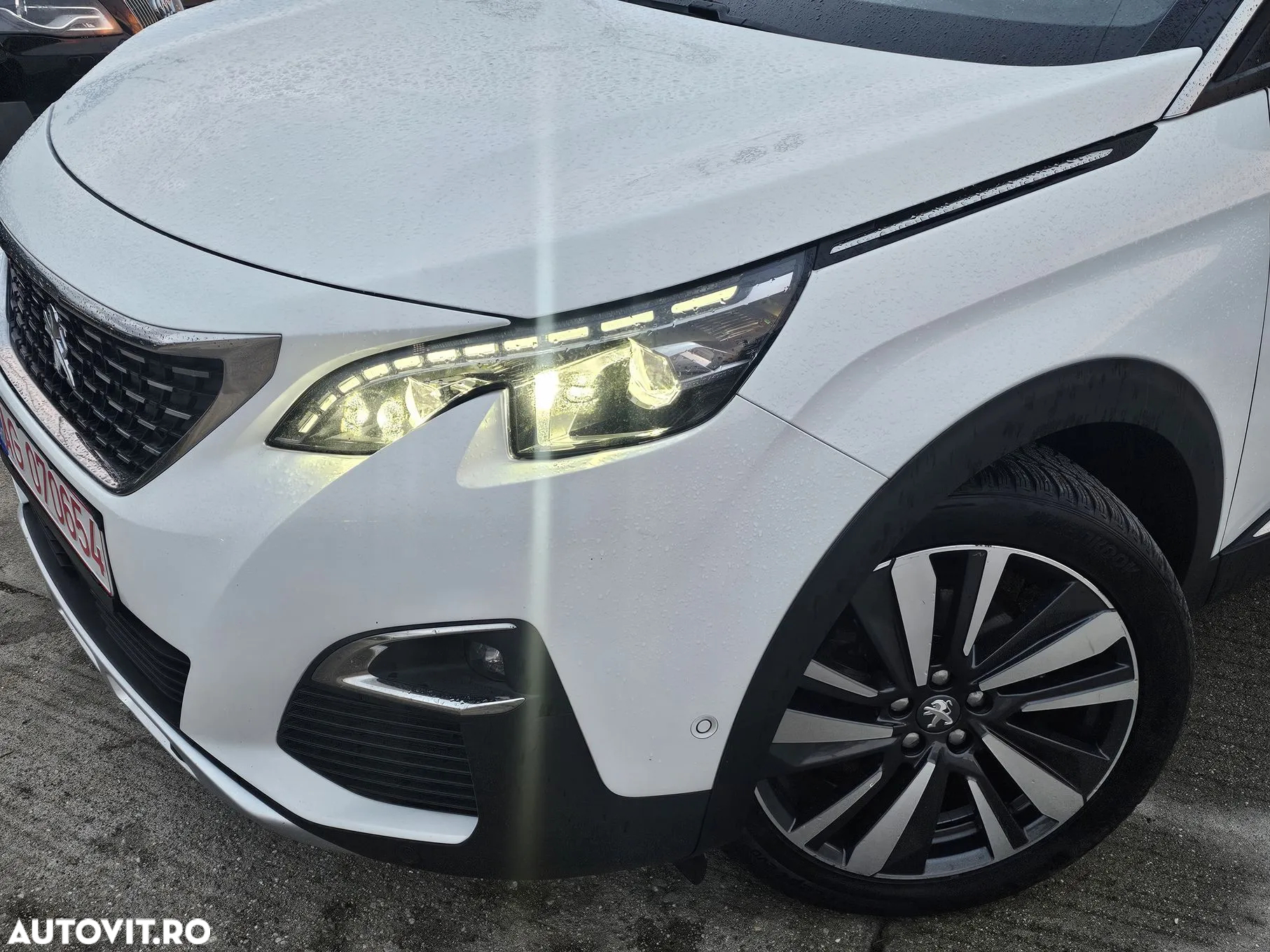 Peugeot 5008 1.2 Puretech Turbo s&s GT-Line - 21