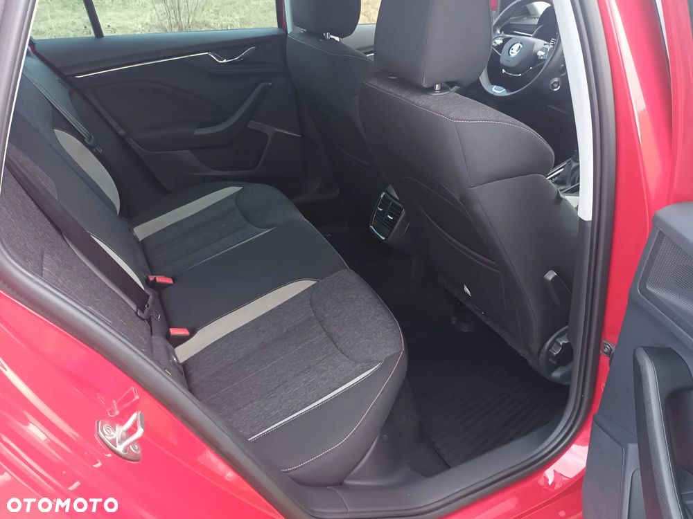 Skoda Kamiq 1.0 TSI Style DSG - 29