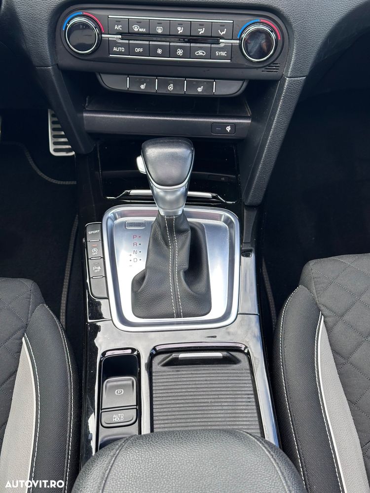 Kia Pro Ceed 1.6 DSL MHEV 7DCT HP GT Line - 21