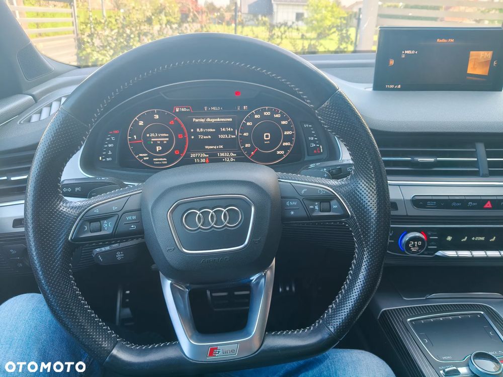 Audi Q7 - 11