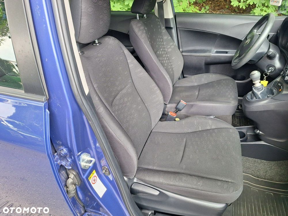 Toyota Verso S 1.33 Luna - 16