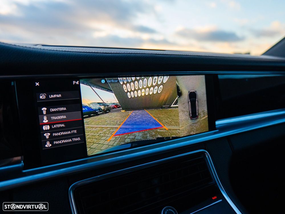 Porsche Panamera 4 Executive - 21