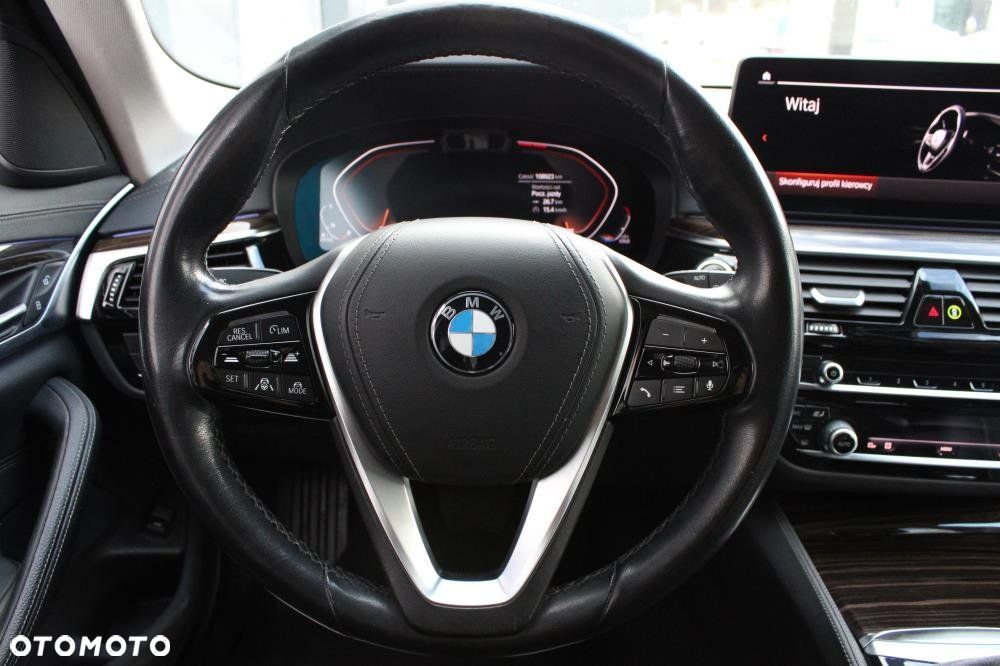 BMW Seria 5 - 18