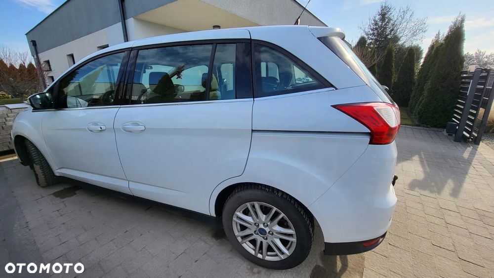 Ford Grand C-MAX - 8