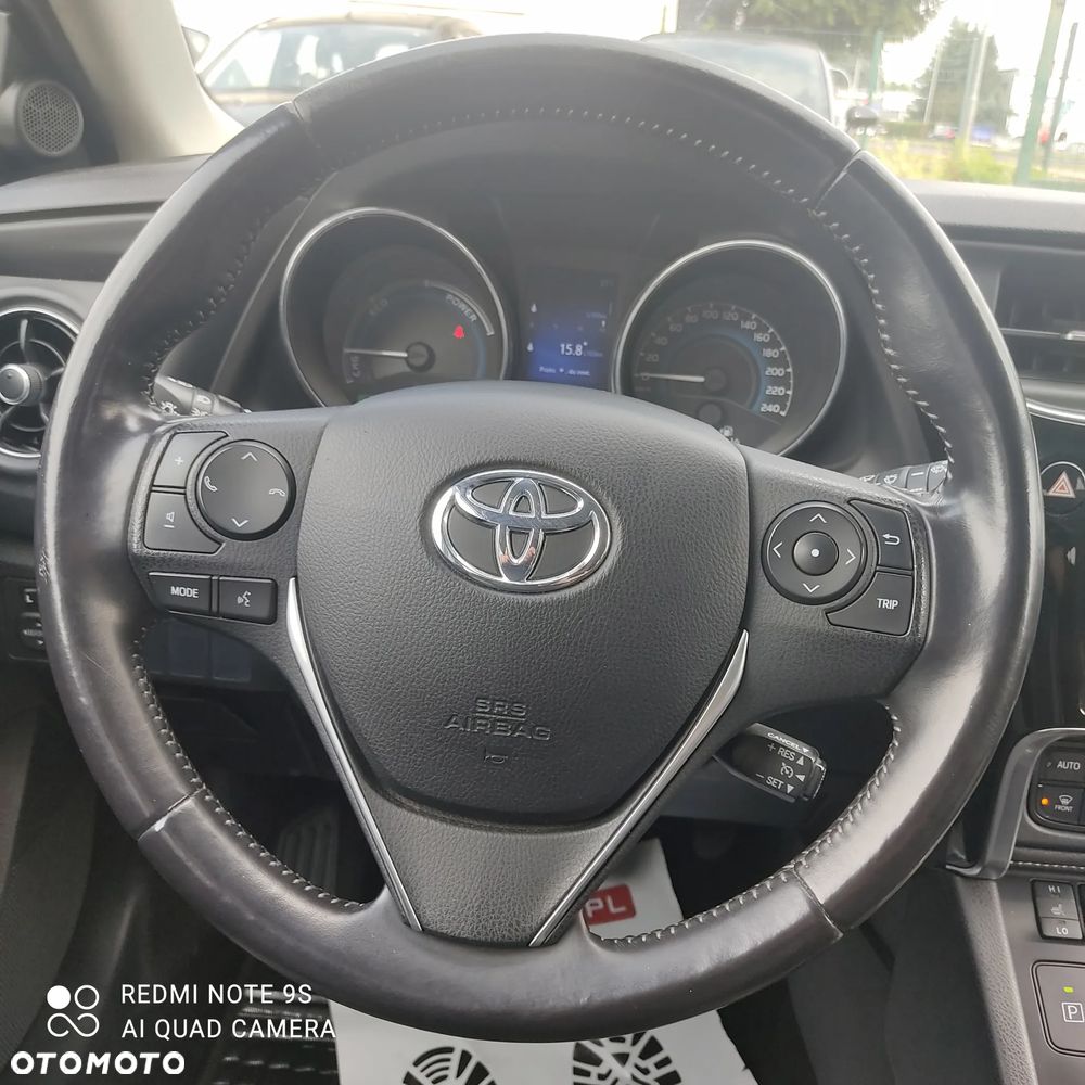 Toyota Auris - 8