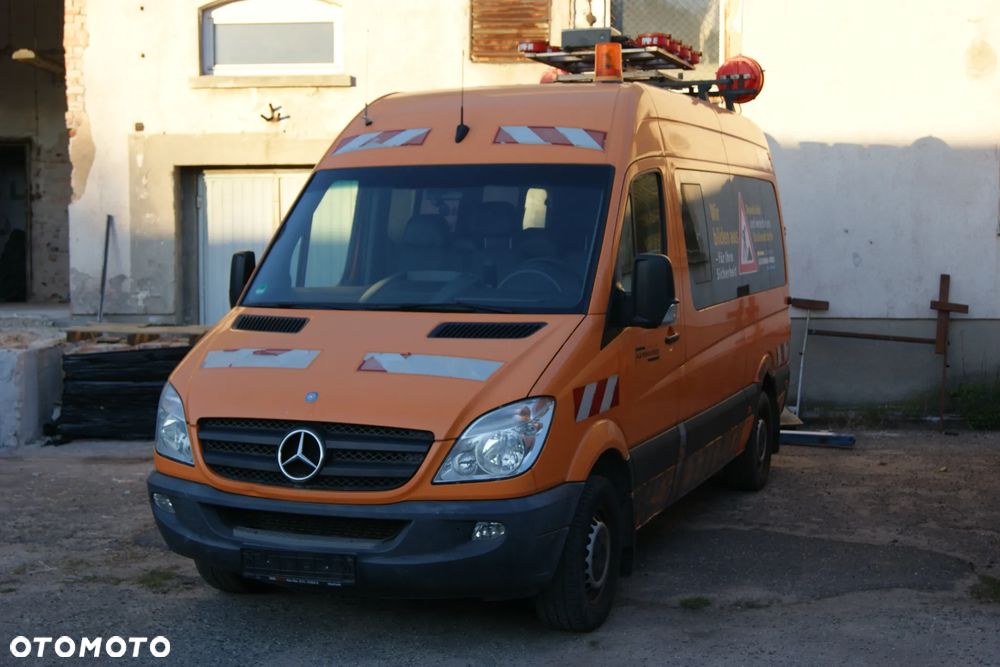 Mercedes-Benz Sprinter - 3