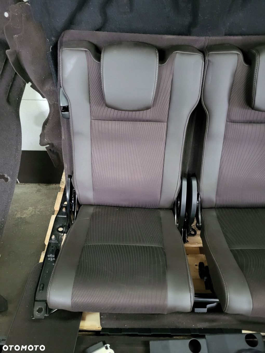 fotel fotele iii rzędu boczki tapicerka pasy komplet RENAULT SCENIC III GRA - 3