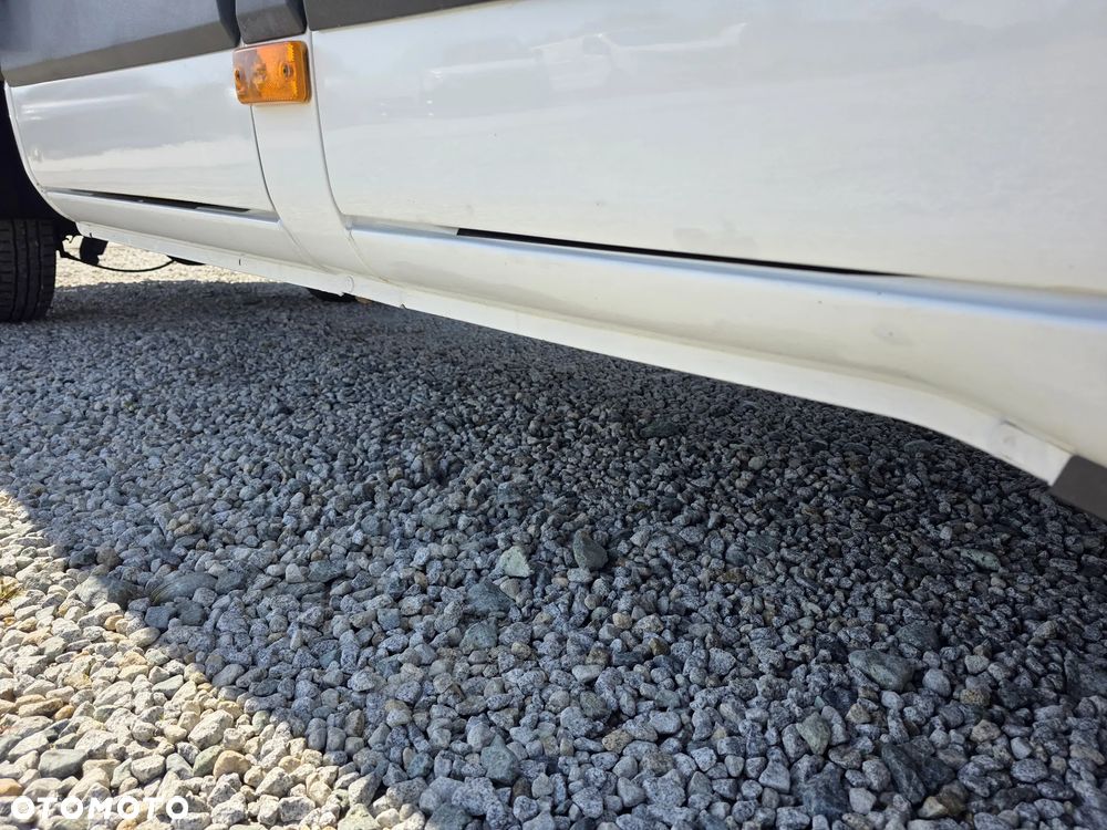 Iveco 35C17 3,0 HPI 170 KONNA DOKA BRYGADÓWKA 7 OSOBOWA 3,2M SKRZYNIA 130T/KM PRZEBIEGU GWARANCJA BLIŻNIAKI DO 3,5T WEBASTO - 11