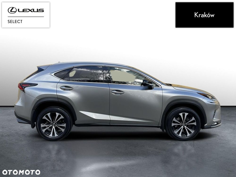 Lexus NX 300 F Impression AWD - 6